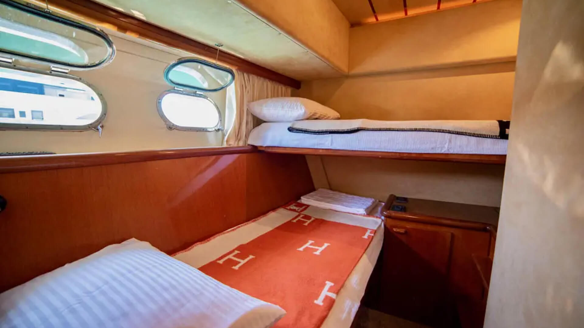 Motoryat Kiralama Deneyimi ve Ferretti 72 Motoryat ile Unutulmaz Bir Tekne Tatili