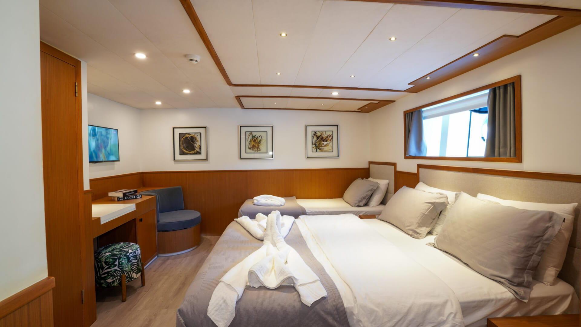 Delux Trawler Kiralama 5 Kabin 30 Metre