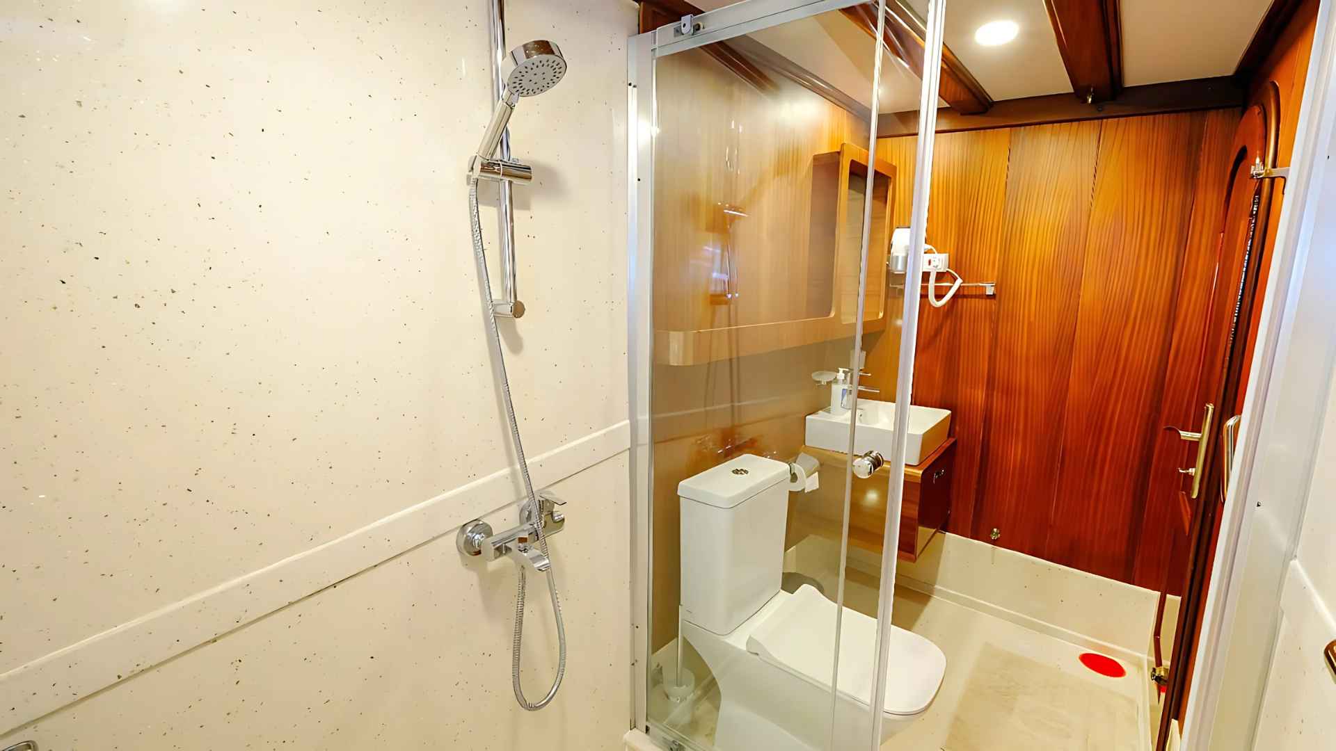 Müşterisiyle Satılık Ticari Lüx Yatırımlık 8 Kabin  Gulet 34 M