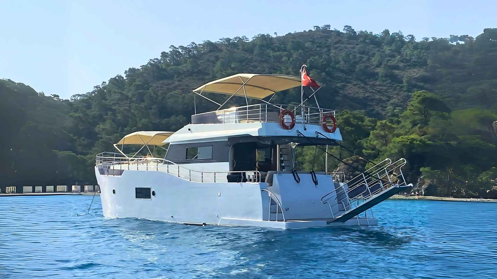 15 m 2 Kabin Lüx Yat ile Mavi Yolculuk