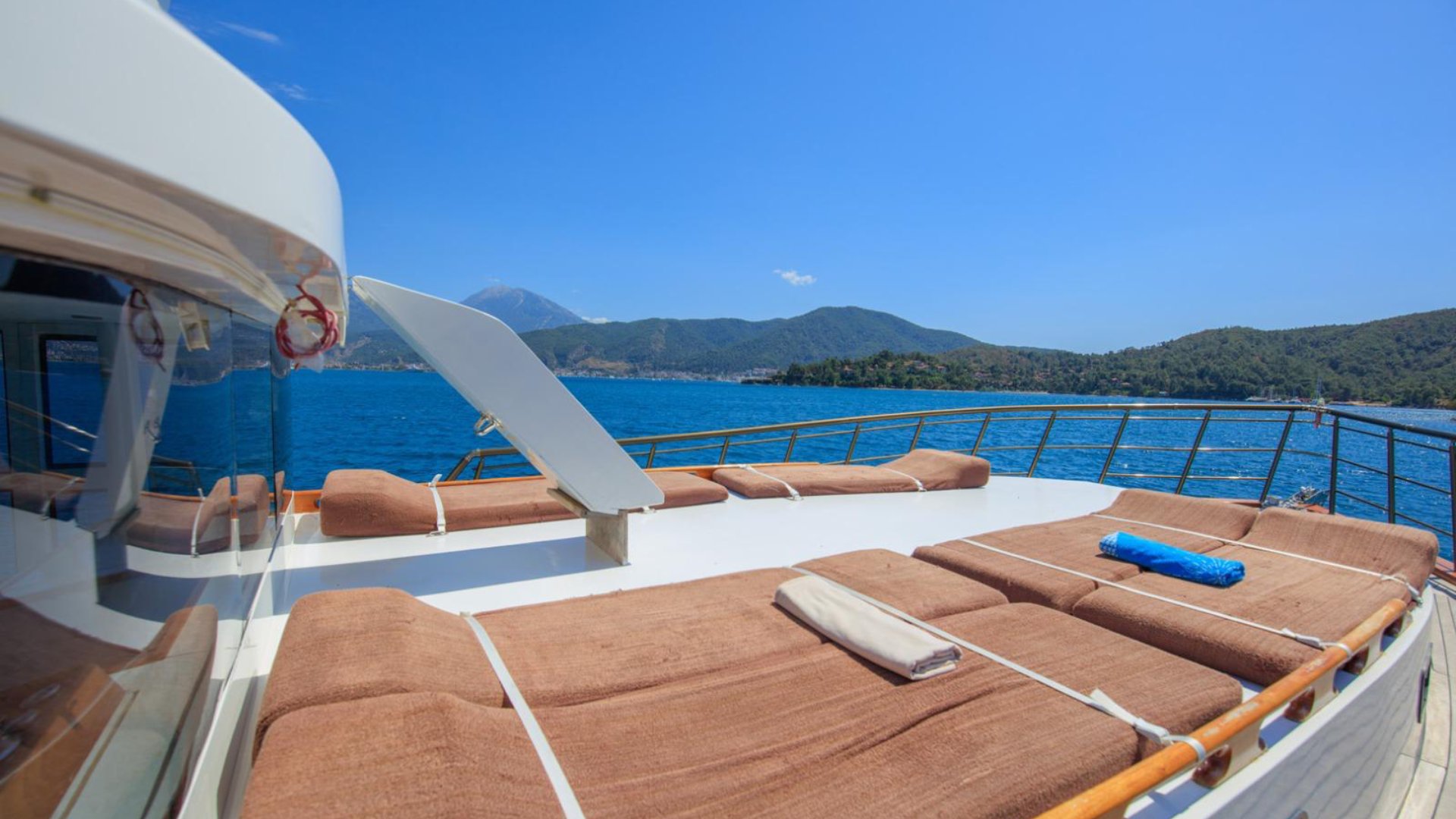 Fethiye 2023 Model 3 Kabin Lux Motoryat
