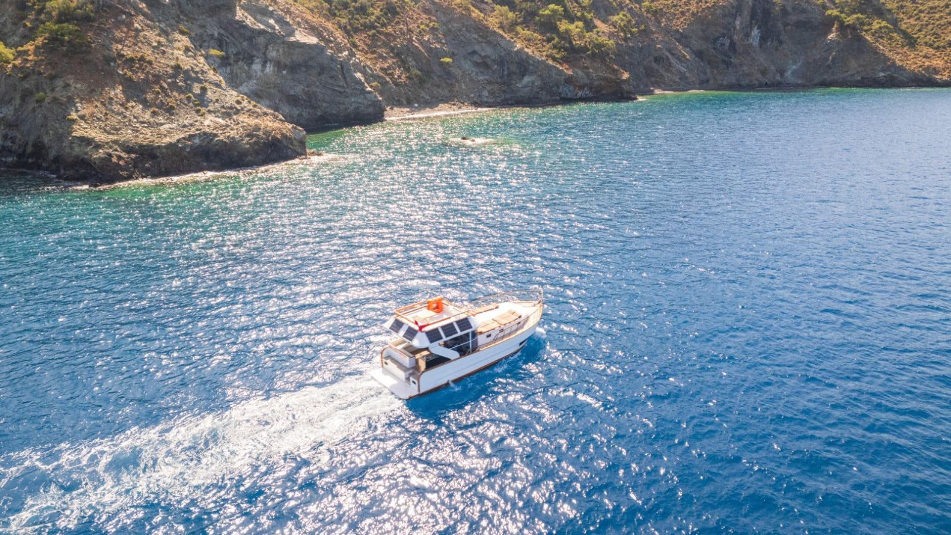 Fethiye 2023 Model 3 Kabin Lux Motoryat