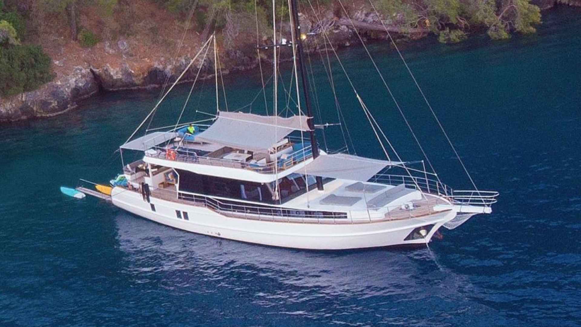 Lüx Yat Kiralama Fethiye Göcek 6 Kabin 24 M