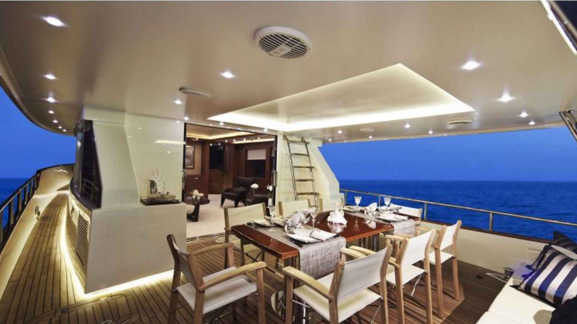Eşsiz Klasik ve Modern Concept 23 M Lüx Trawler 