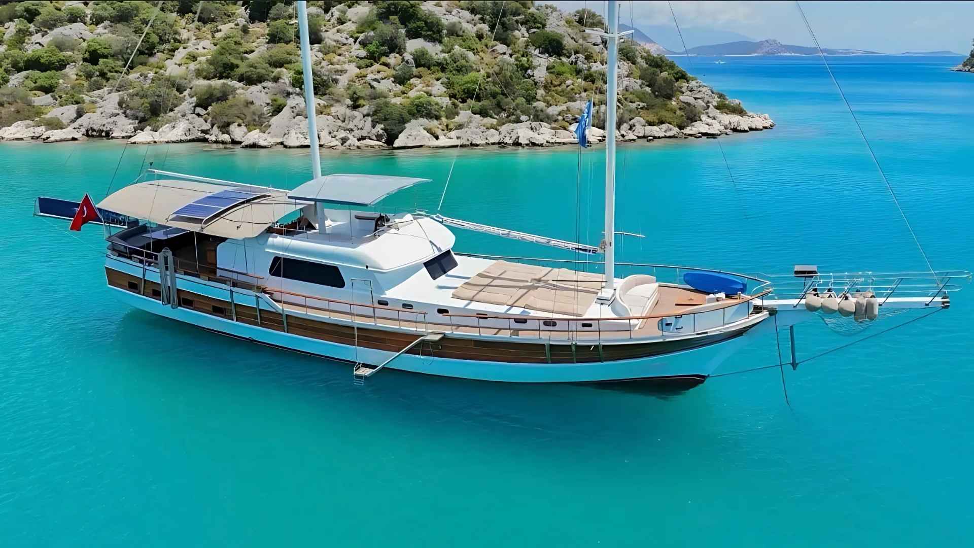 Fethiye Göcek 16 Kişi 24  Lüx Gulet