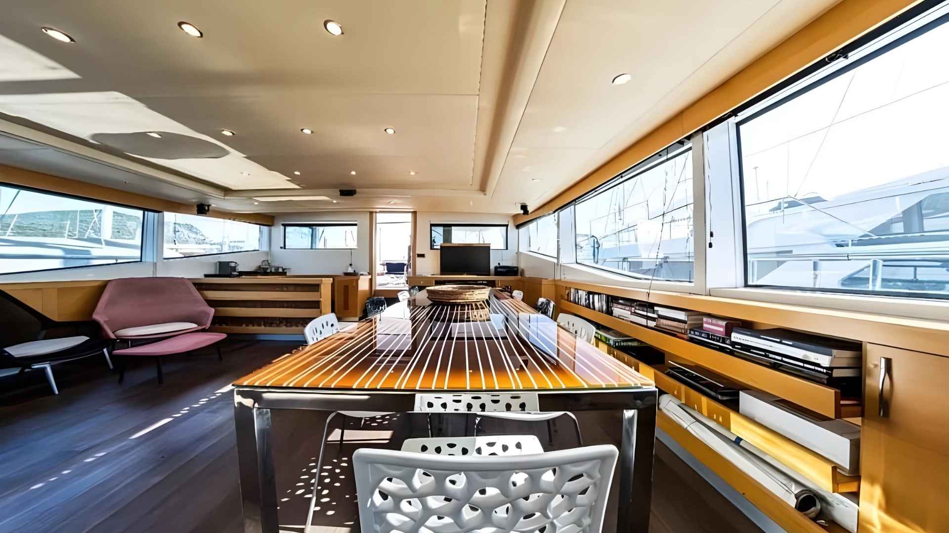 38 Metrelik Modern Gulet ile Konforlu Tatil