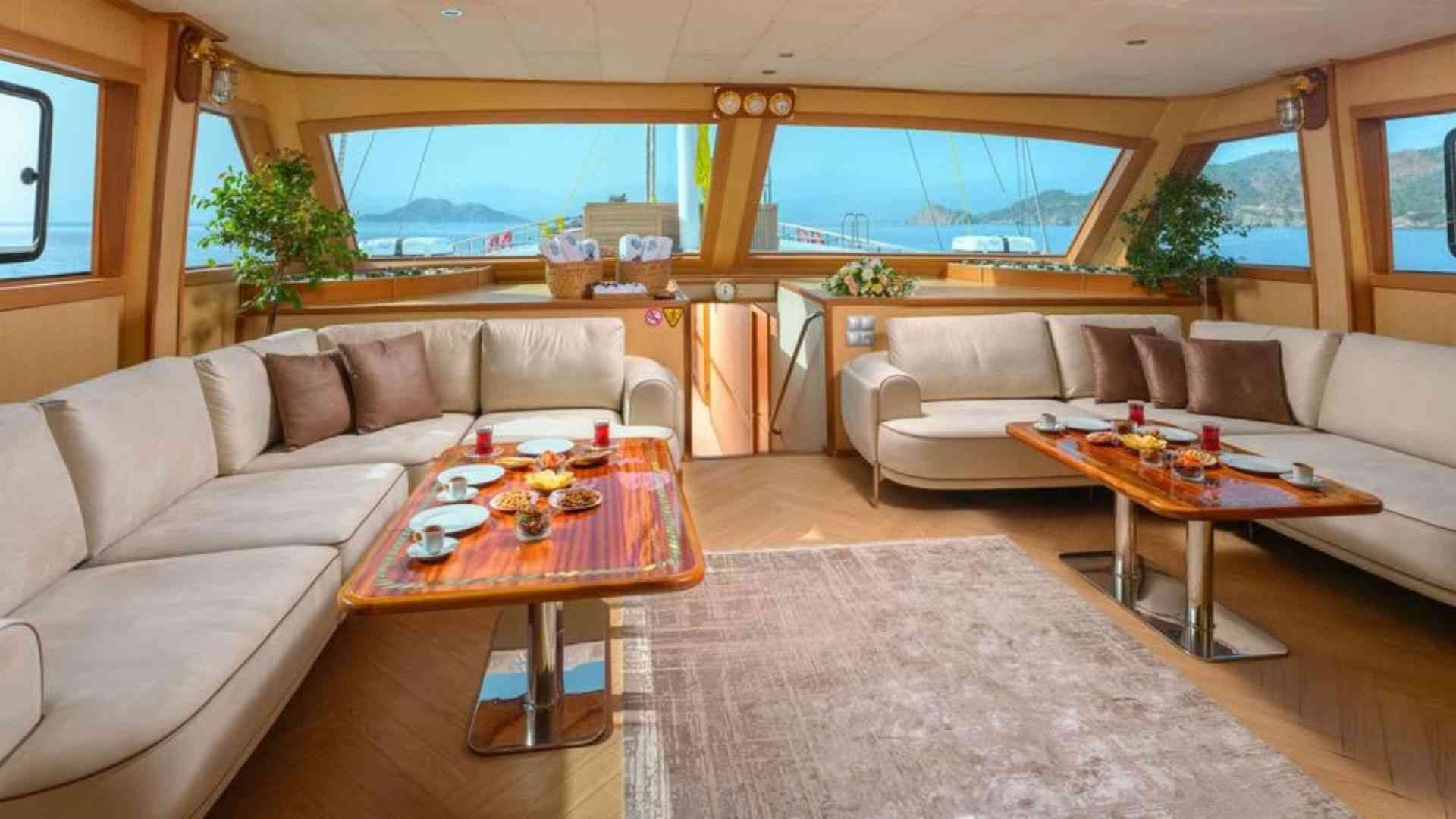35 Metre Deluxe Gulet ile Ayrıcalıklı Mavi Yolculuk