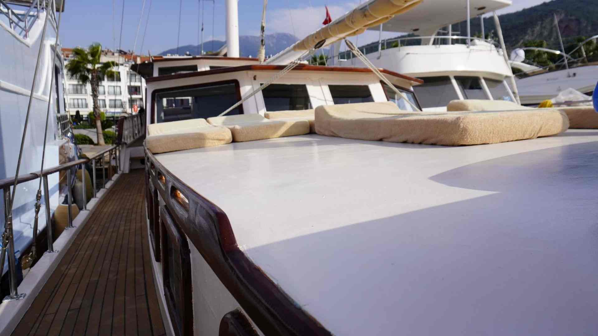 Fethiye’de 16 Kişilik Konforlu Gulet ile Mavi Yolculuk