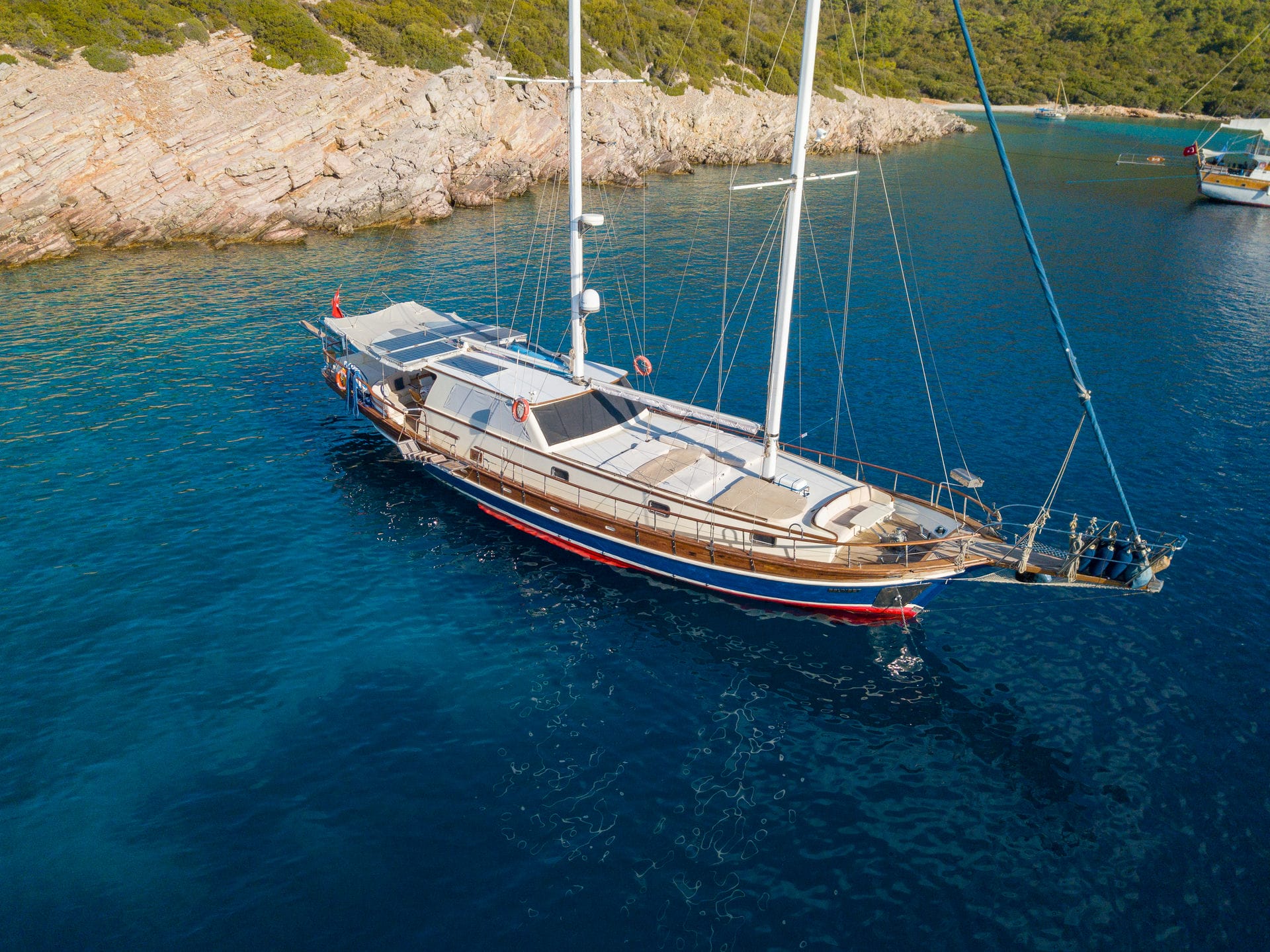 22.5 Metre Lüks Gulet – 3 Kabin | 6 Kişi Kapasite