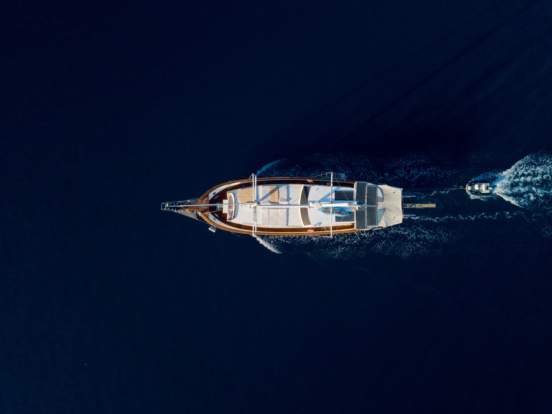 22.5 Metre Lüks Gulet – 3 Kabin | 6 Kişi Kapasite