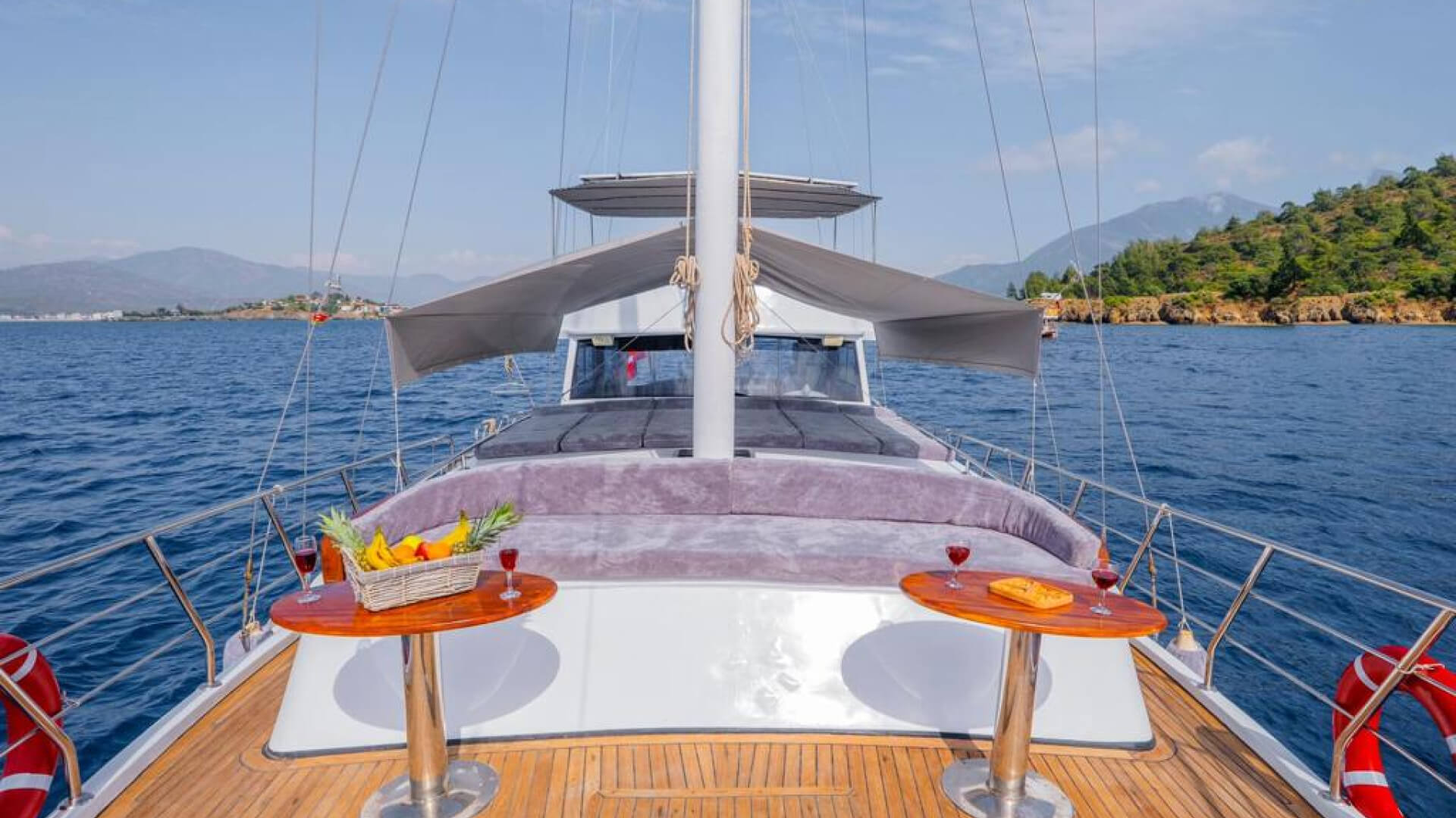 Selimiye ve Bozburun Kalkışlı 3 Kabin 18 Metre Gulet