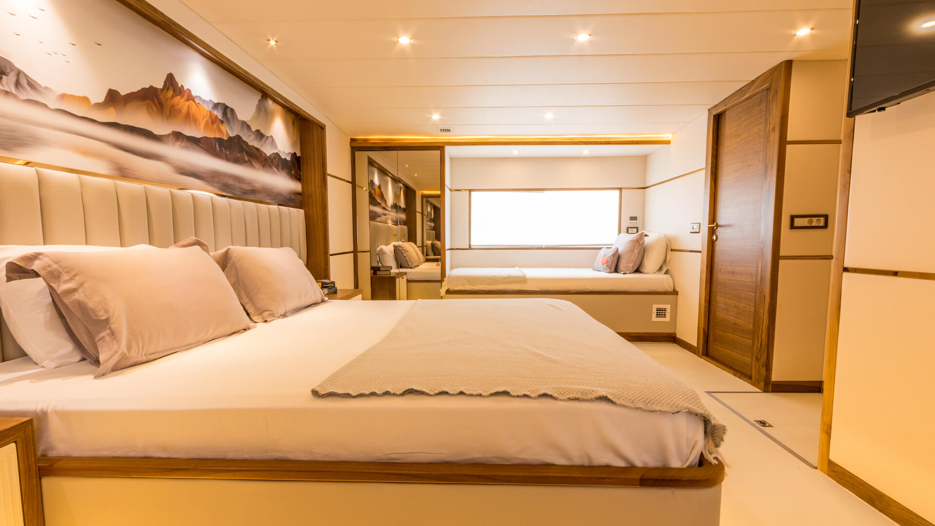 Göcek Delux Trawler 4 Kabin 24 Metre