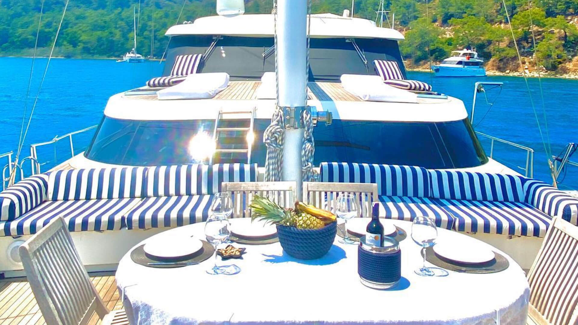 Göcek Delux Gulet 5 Kabin 32 Metre