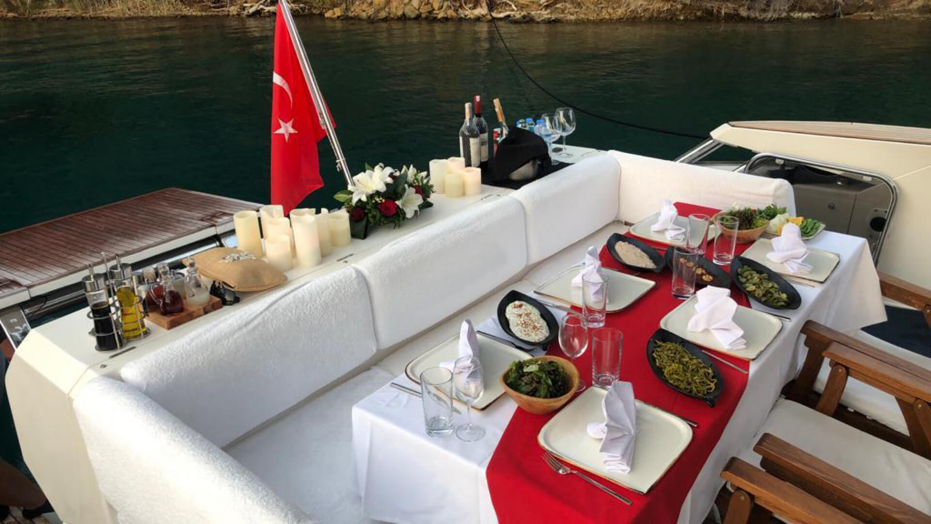 Göcek Delux Motoryat 4 Kabin 23 Metre