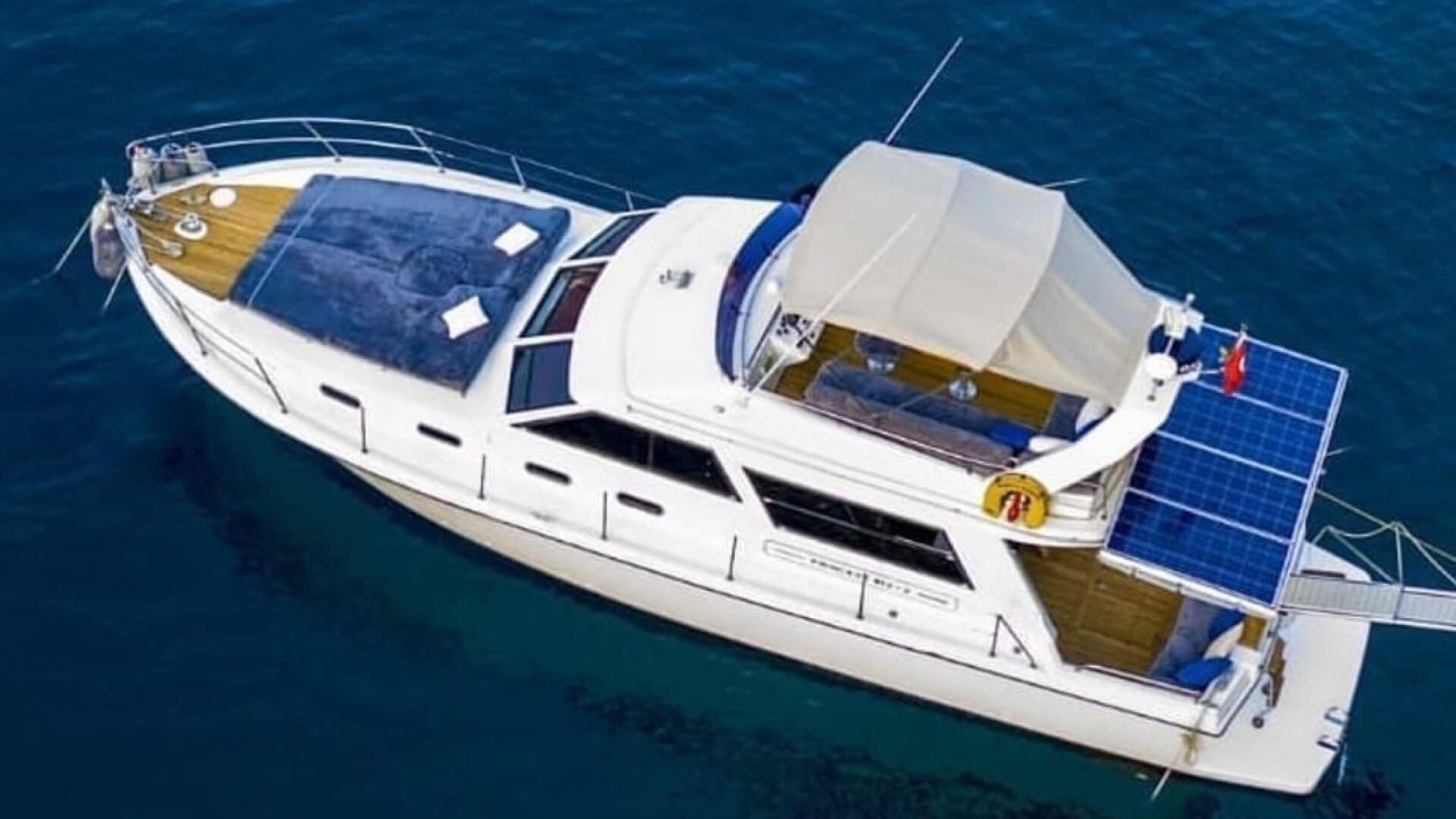Göcek Lüx Ekonomik Motoryat Princess 2 Kabin 14 Metre
