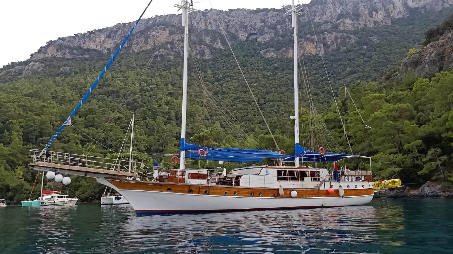 Göcek Lux Konaklamalı Gulet  6 Kabin 24 Metre Mavi Tur