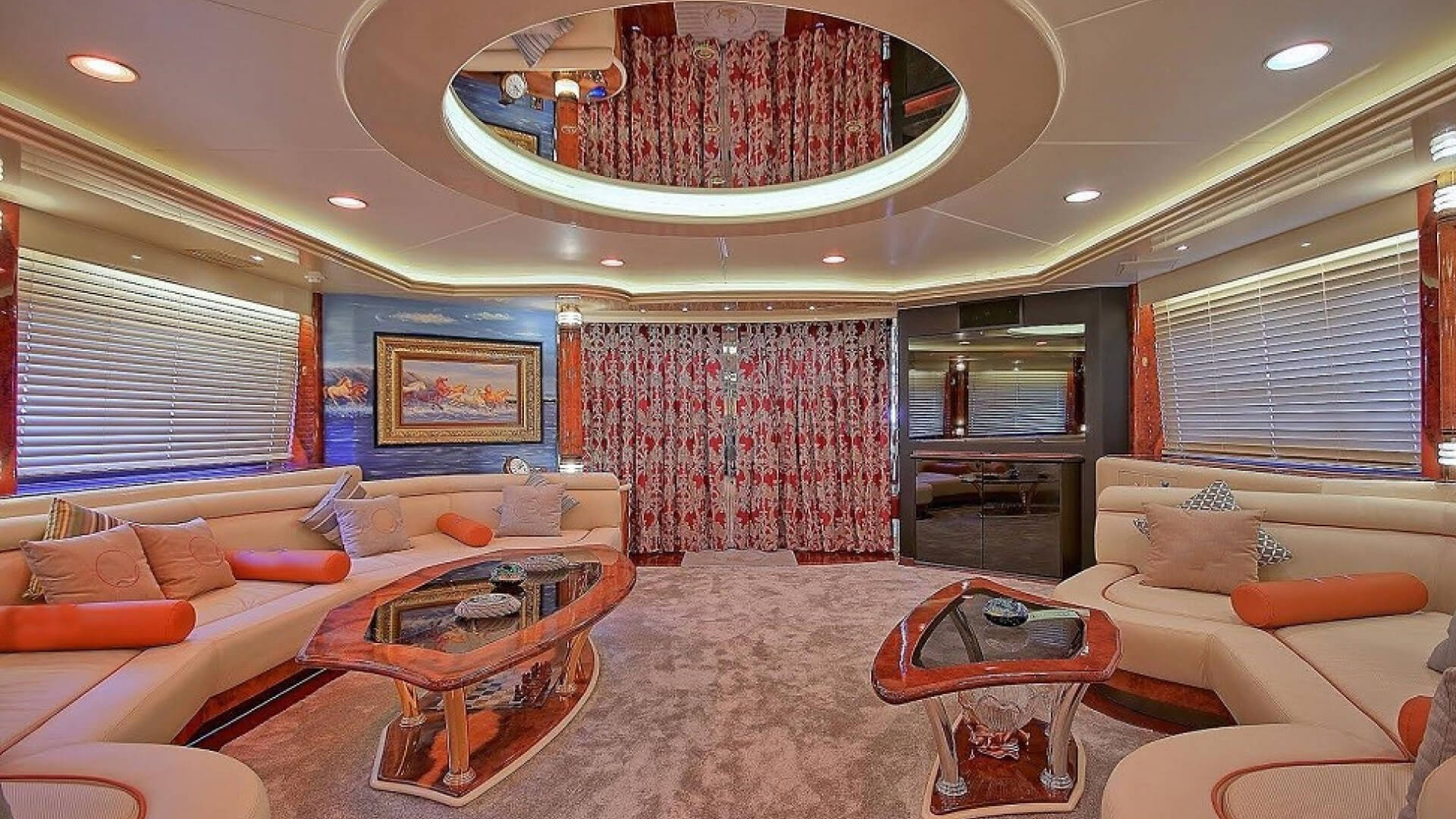 Özel ve Prestijli Exclusive Kiralık Yat 6 Kabin 42 Metre