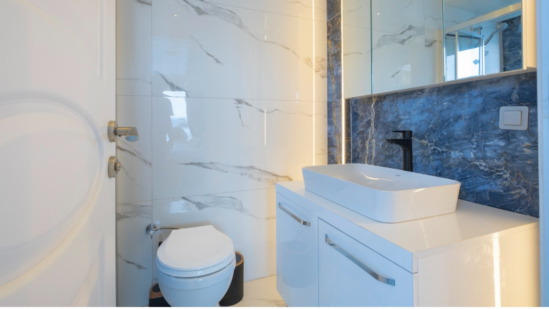 Lux Otel Konforunda Yüzen Ev Göcek 2 Kabin 4+2 Kişilik 20 Metre
