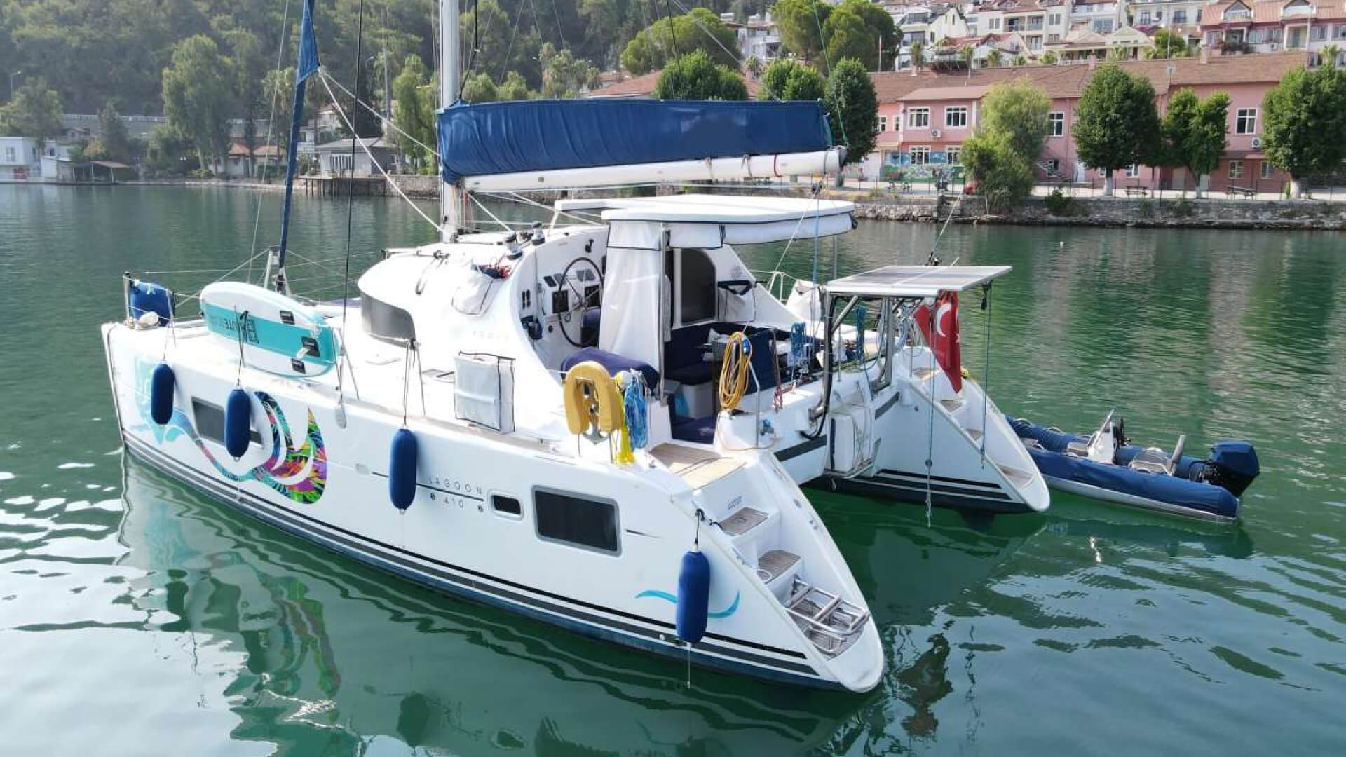 En Uygun Katamaran Tekne Turu 