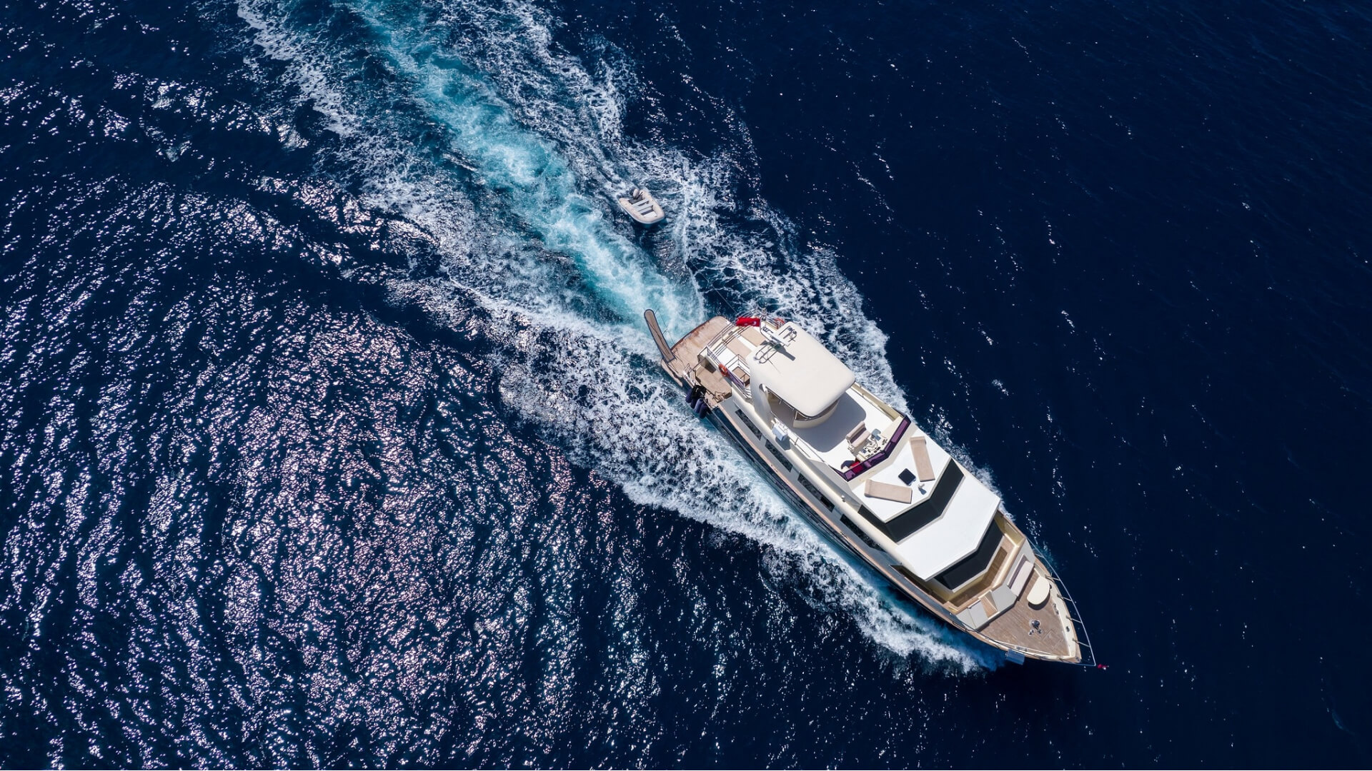 22 Metre Delux 3 Kabin Motoryat Kiralama