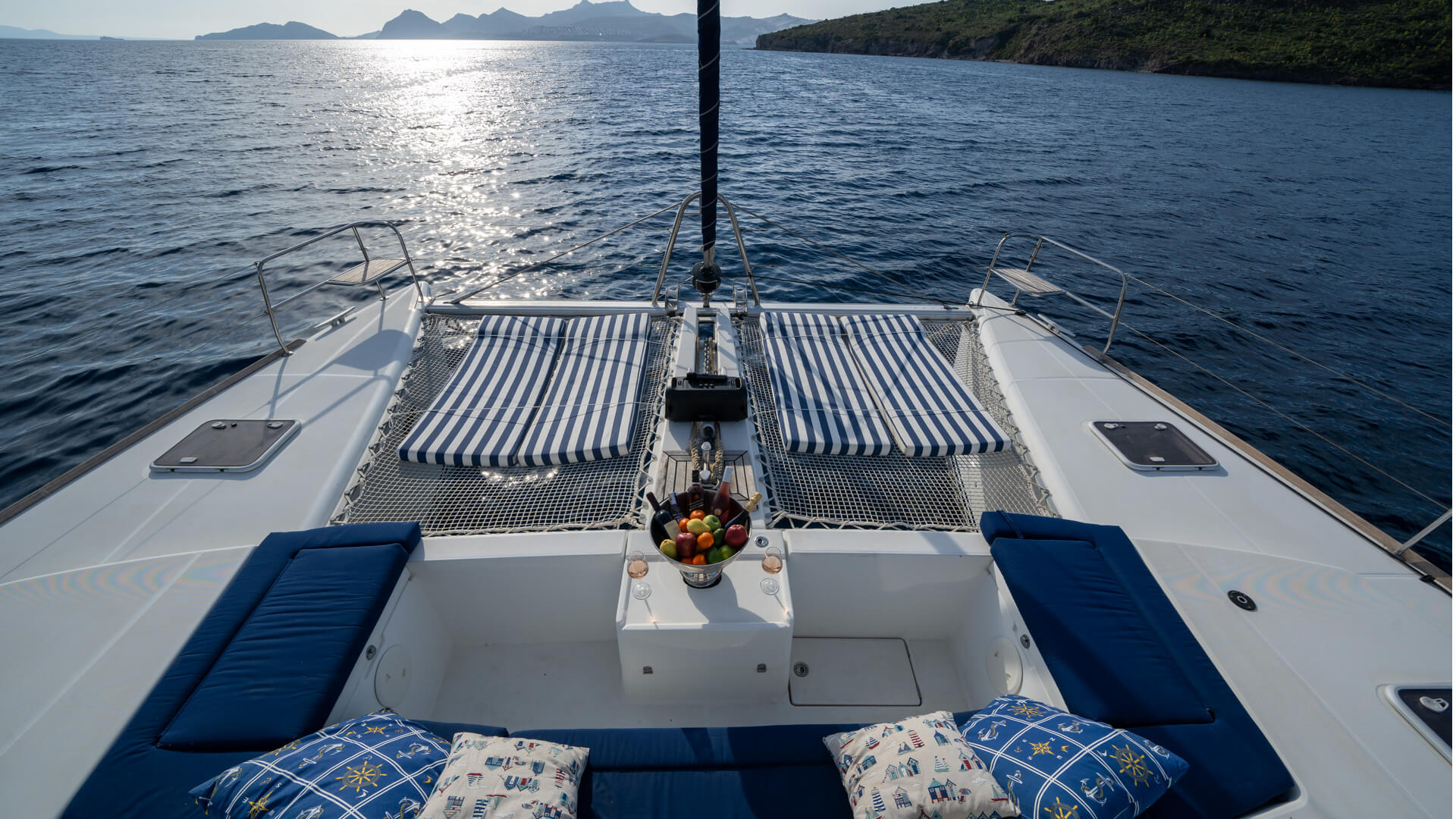 Kaptan Yakın Dahil  Lagoon 440 Katamaran 3 Kabin 14 Metre 