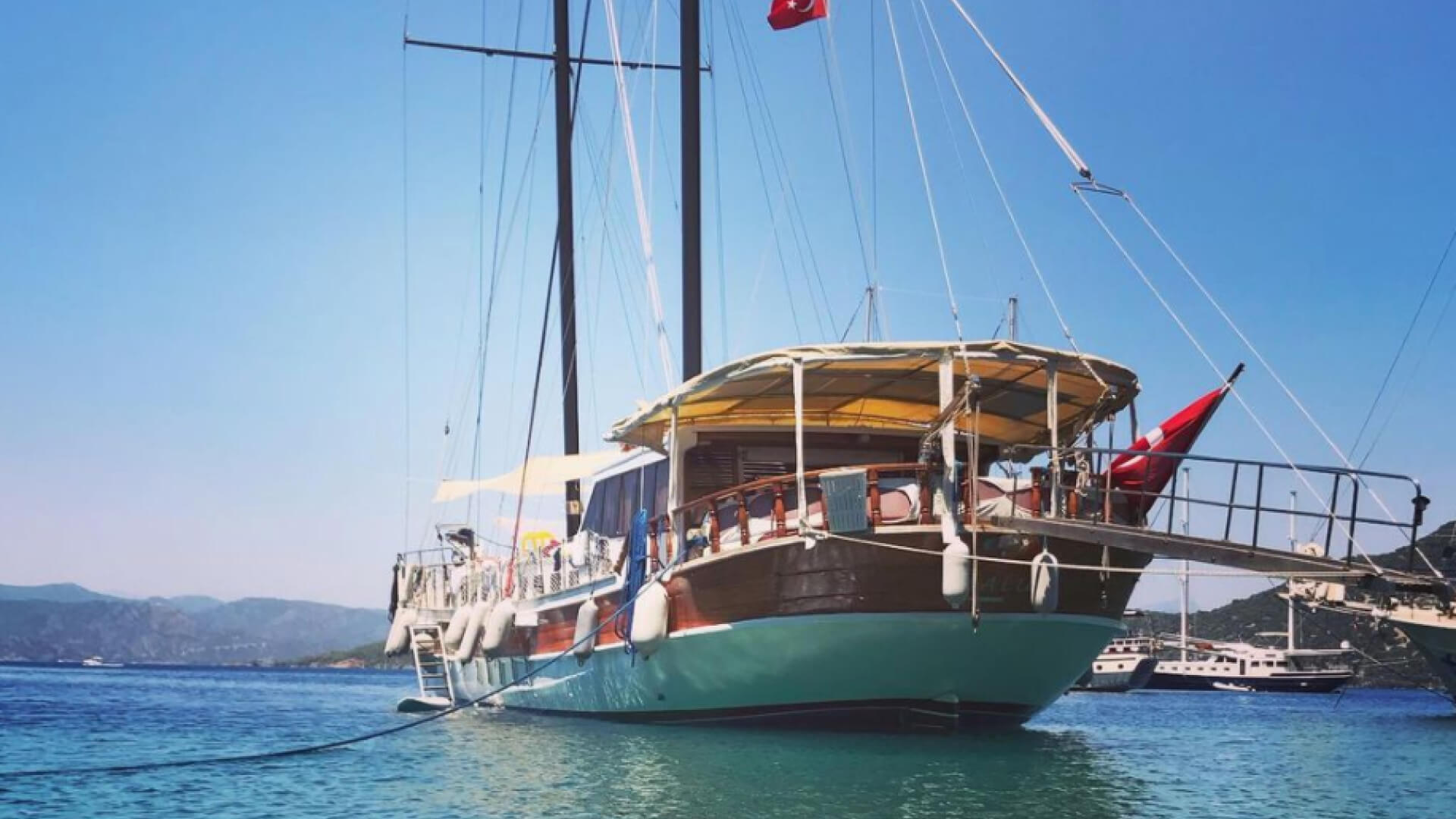 Göcek Mavi Yolculuk Gulet Kiralama  5 Kabin 23 Metre