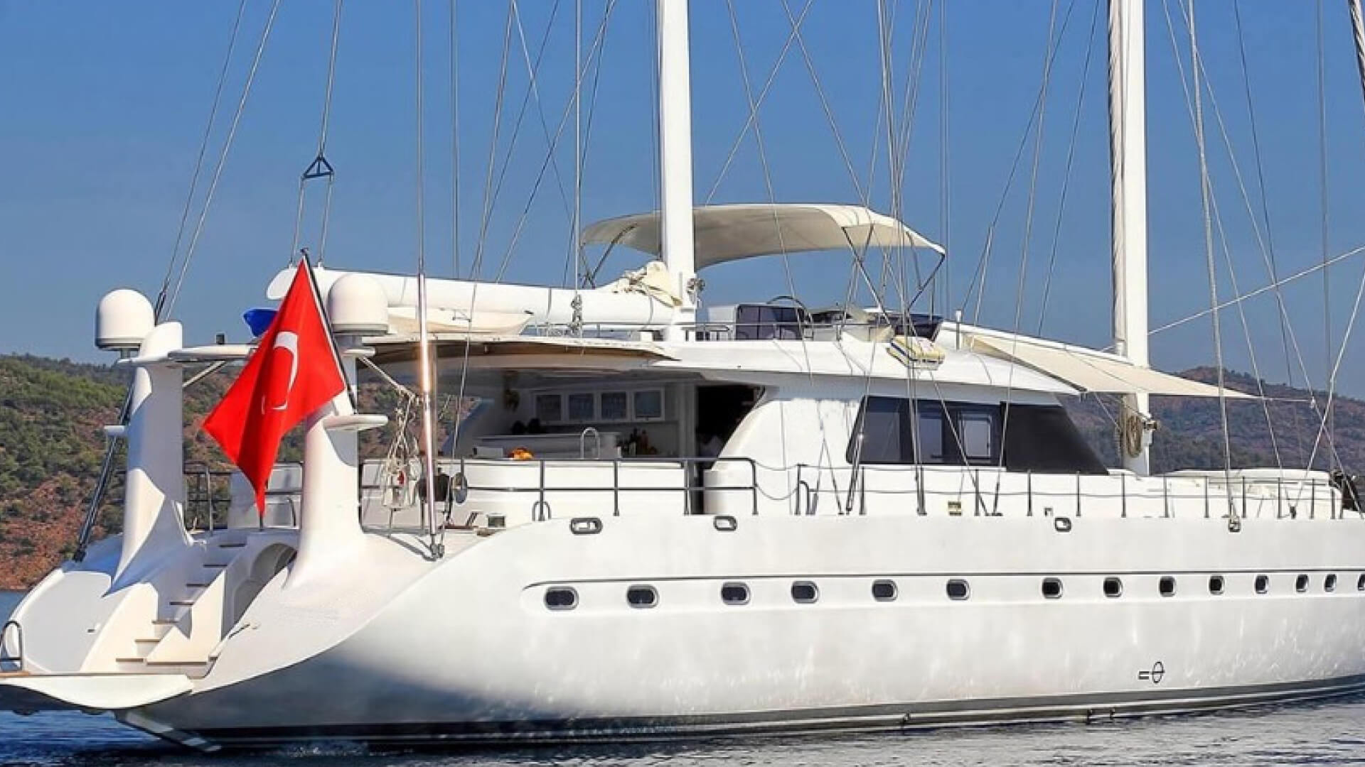 Süper Yat Kiralama 7 Kabin 35 Metre