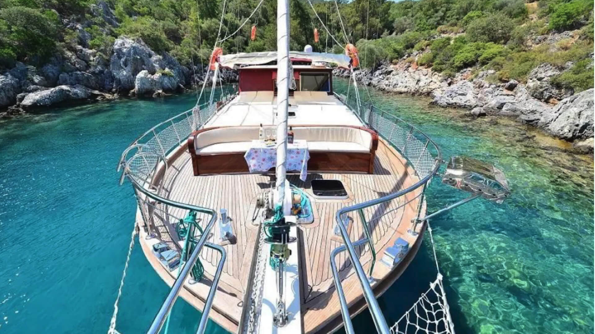 Göcek Gulet Kiralama 3 Kabin 6 Kişi 15 M