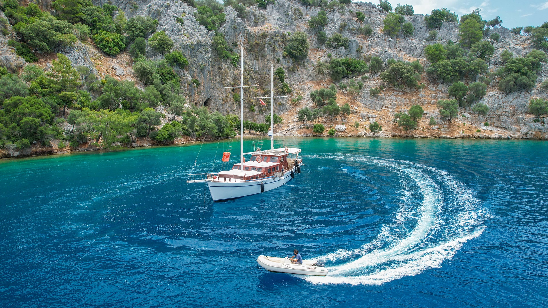 Fethiye Göcek Standart Plus Kiralık Gulet 3 Kabin 17 Metre