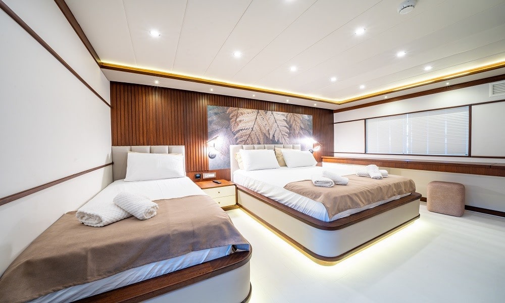 Fethiye Göcek Trawler Kiralama 4 Kabin 9 Kişilik 2023 Model 24 Metre