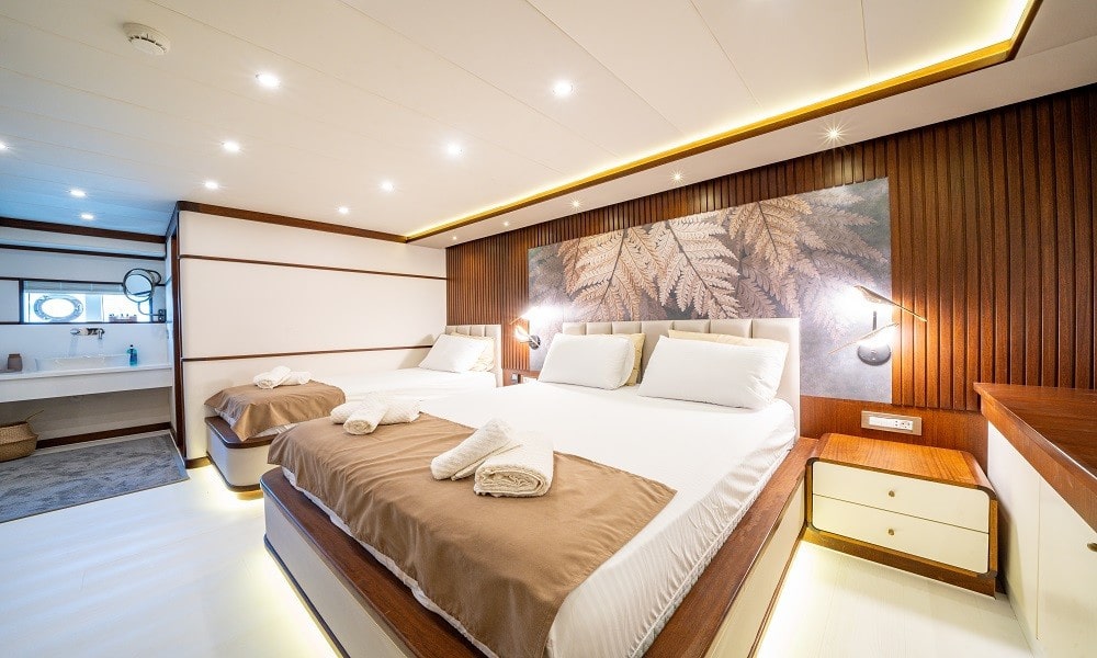 Fethiye Göcek Trawler Kiralama 4 Kabin 9 Kişilik 2023 Model 24 Metre