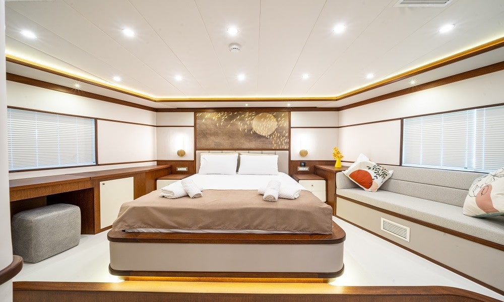 Fethiye Göcek Trawler Kiralama 4 Kabin 9 Kişilik 2023 Model 24 Metre