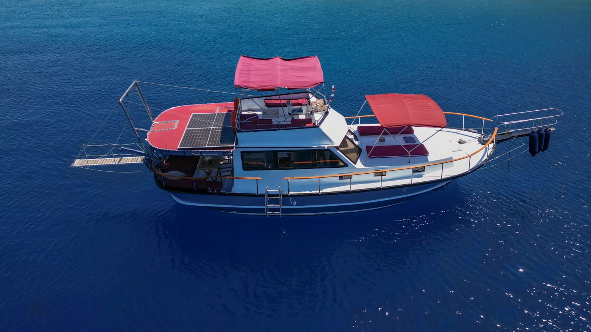 Fethiye Göcek Kiralık Gulet 2023 Refit 2 Kabin 13 Metre