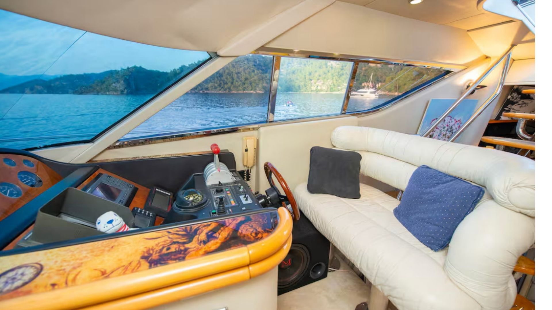 19 Metre Sunseeker Manhattan 62  3 Kabin Lüks Motoryat ile Göcek’te Tatil 