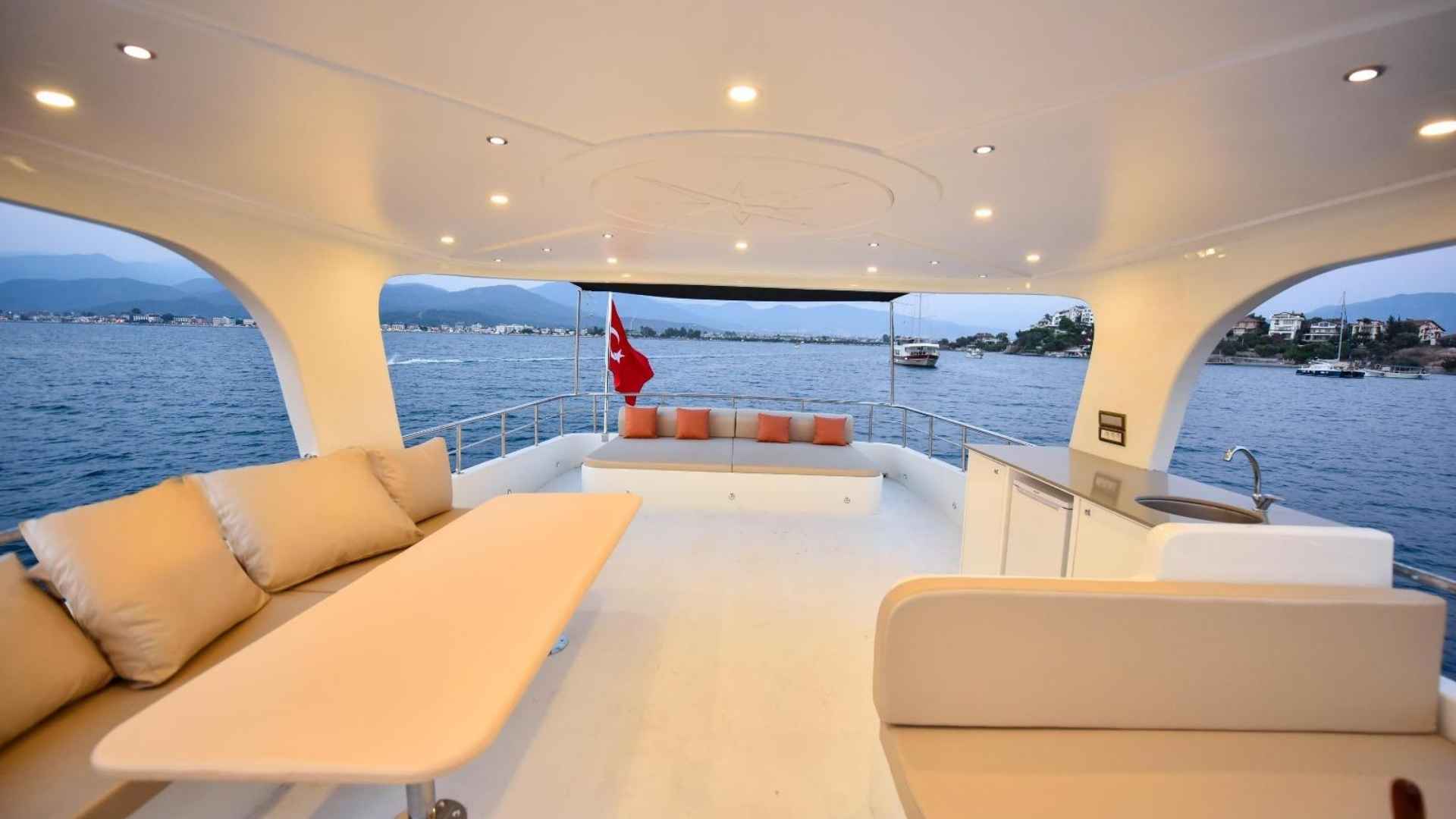 Fethiye ve Göcek’in Eşsiz Koylarında Lüks Gulet Tatili