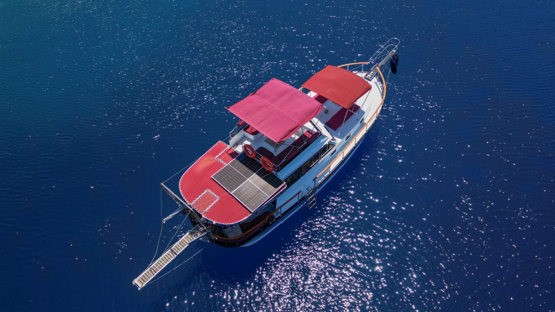 Fethiye Göcek Kiralık Gulet 2023 Refit 2 Kabin 13 Metre