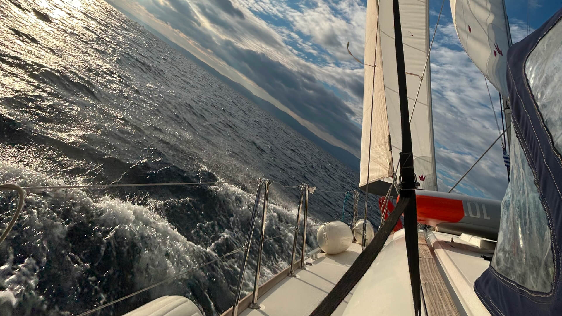 Jeanneau Sun Oddyssey 46 Göcek ve Yunan Adaları Yelken Keyfi