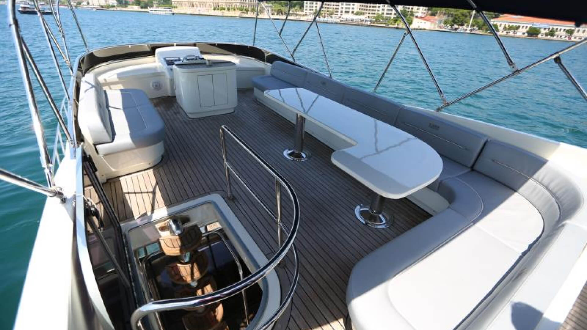 Delux Motoryat Boğaz Turu 3 Kabin 18 Metre