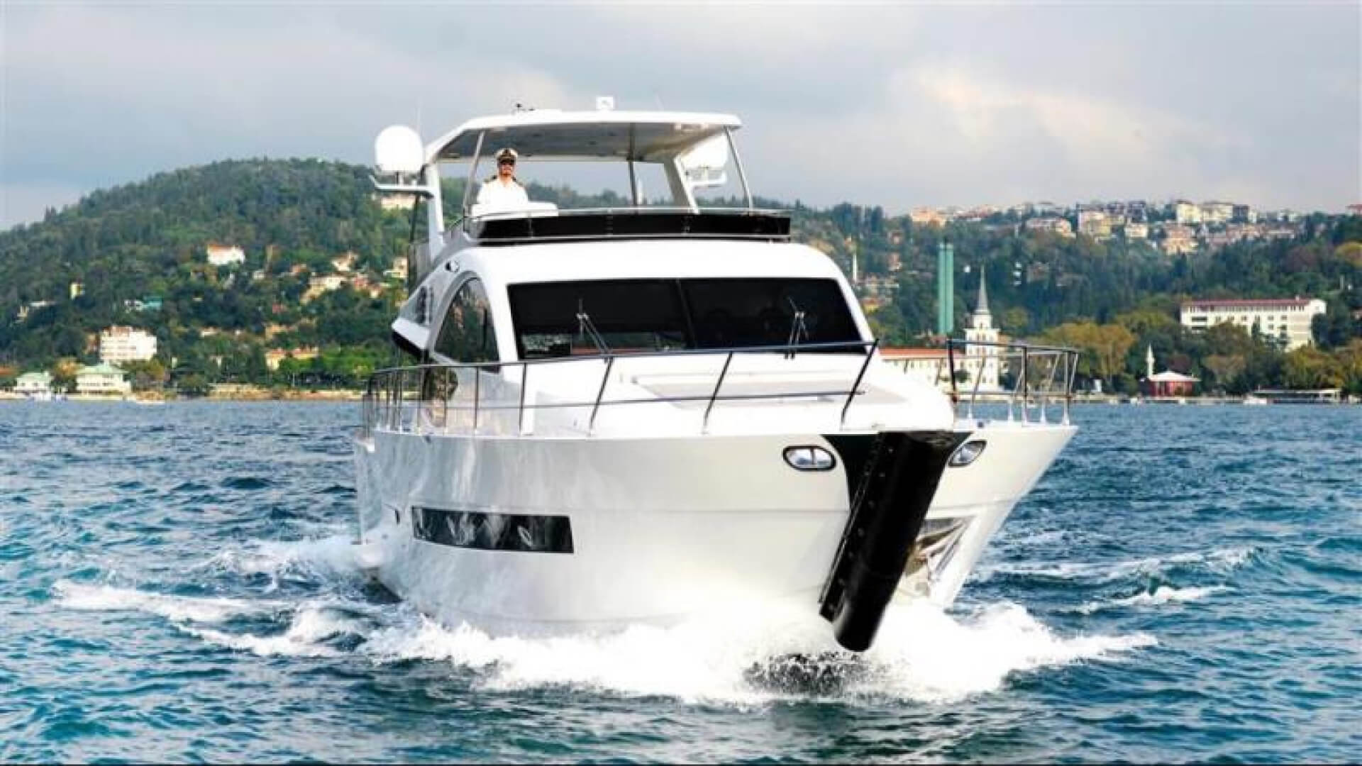 Delux Motoryat Boğaz Turu 1 Kabin 22 Metre