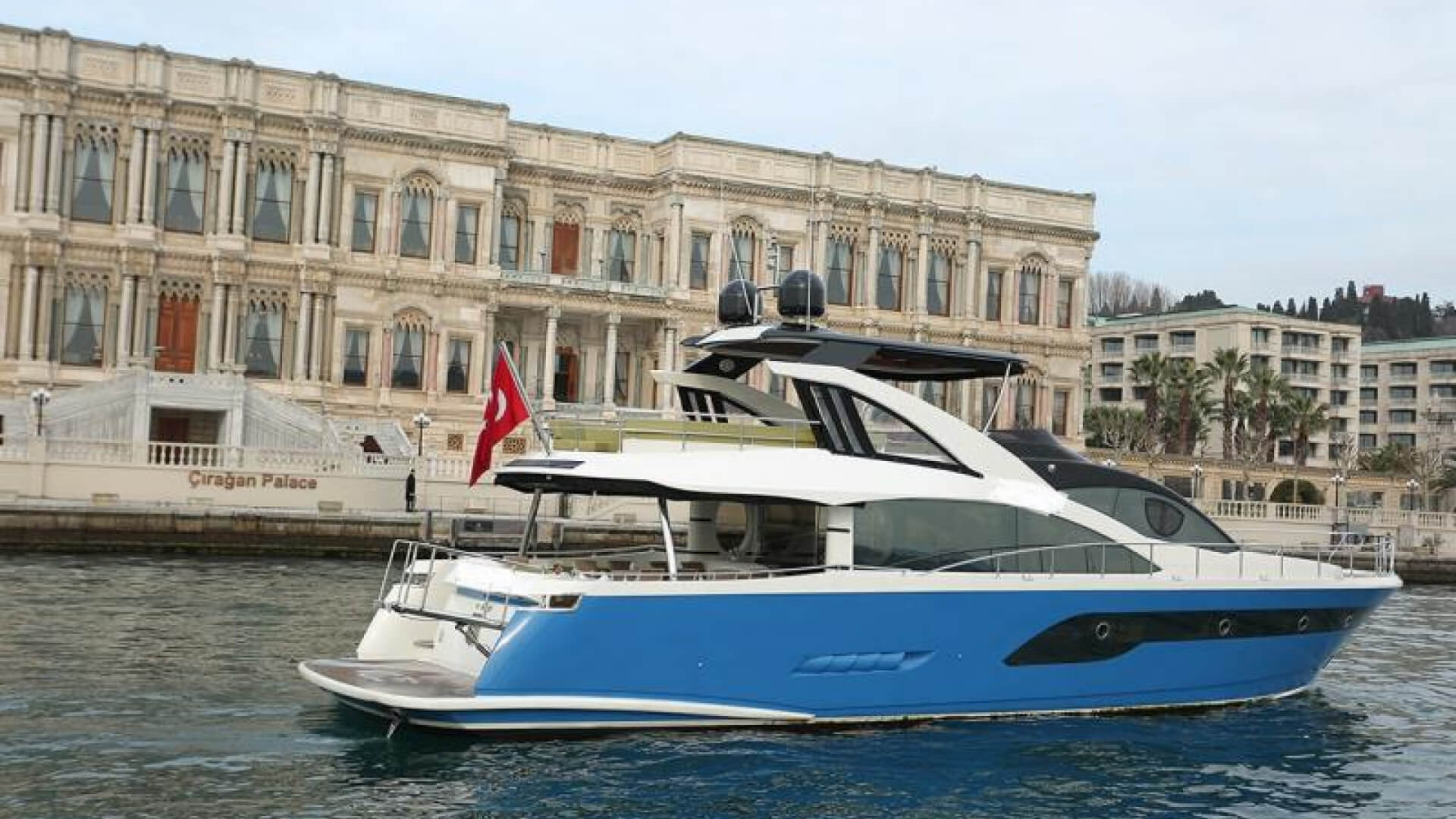 Delux Motoryat Boğaz Turu 25 Metre 3 Kabin