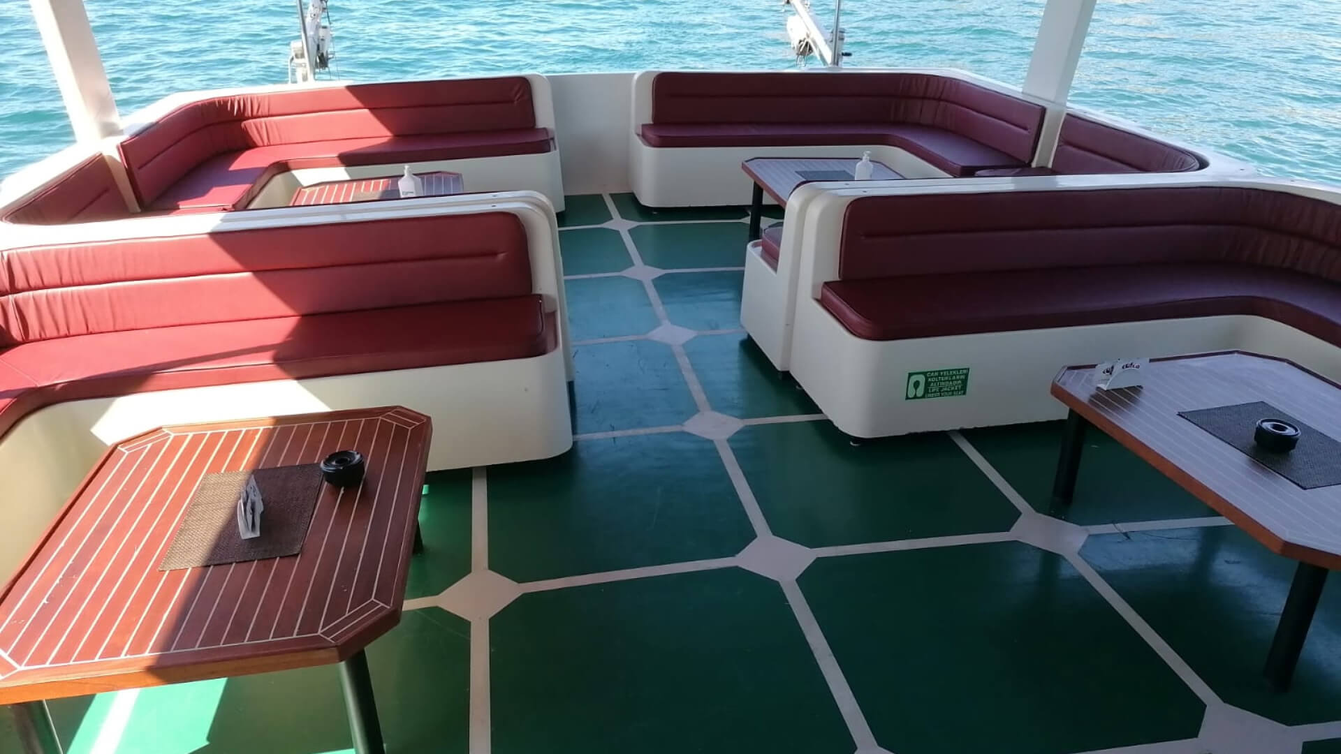 Saatlik Davet teknesi Kiralama 60 Kişilik 19 Metre