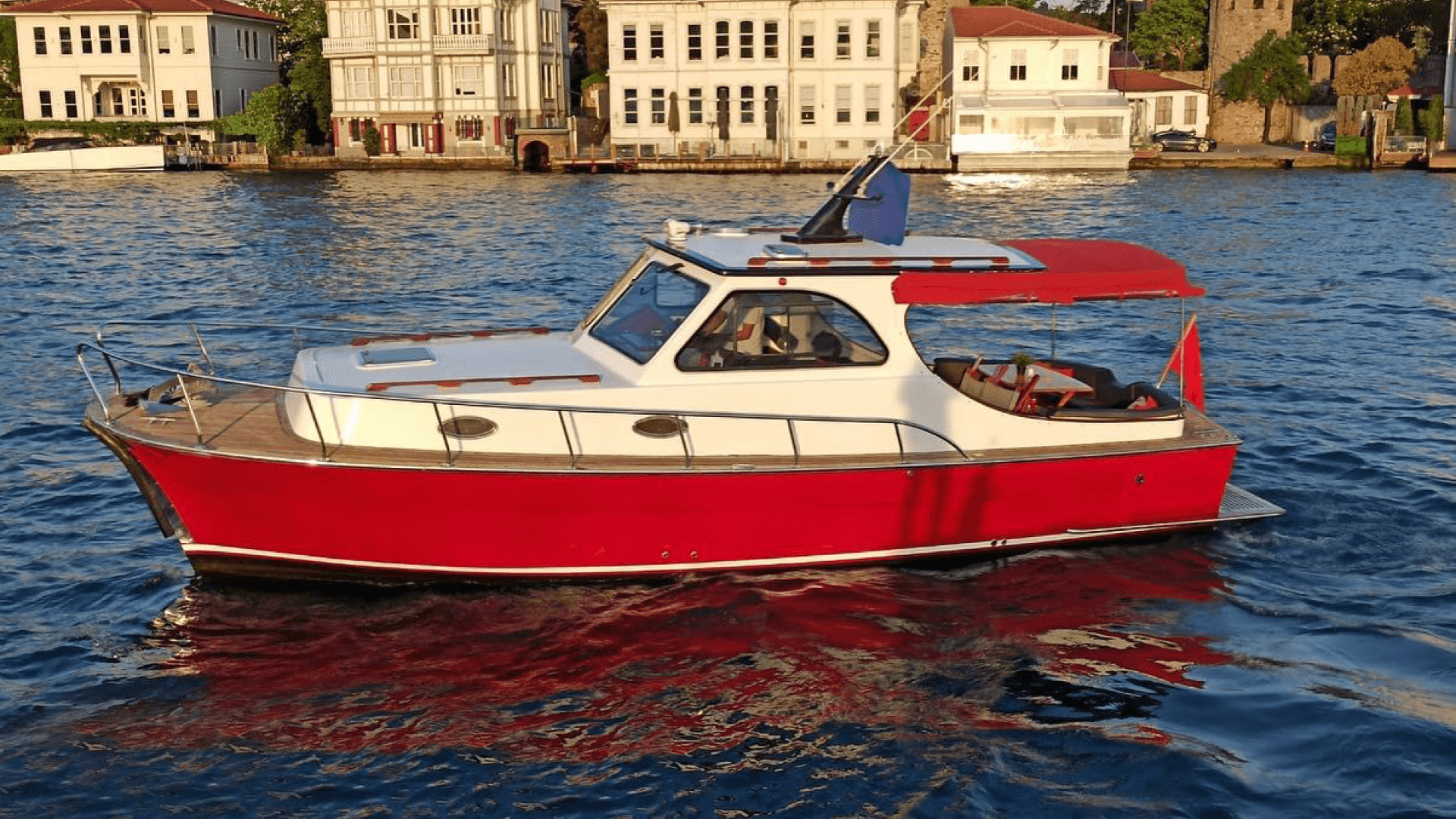 İstanbul Boğaz Turu Motoryat Kiralama 10 Kişi 