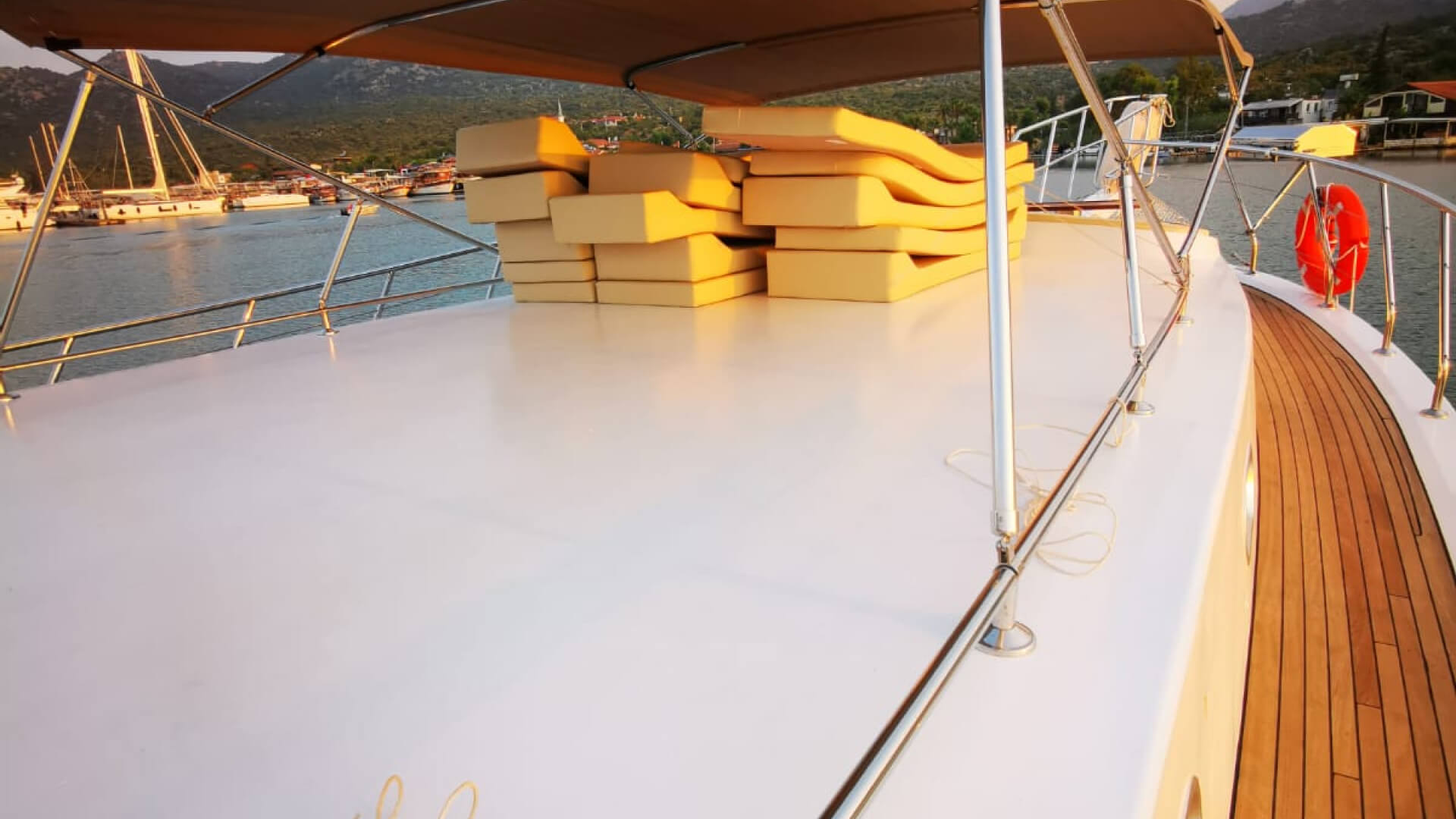 Göcek Lux Yat  3 Kabin 17  Metre