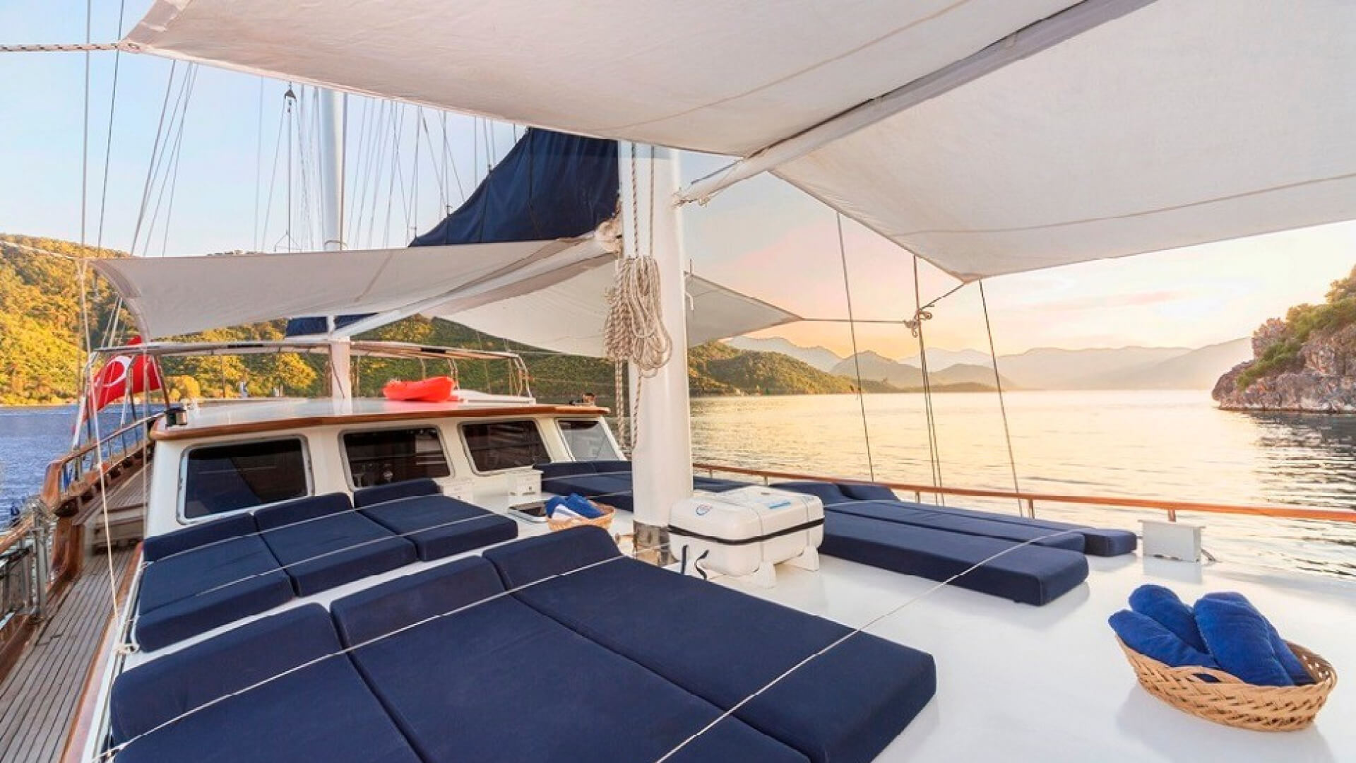 Marmaris Delux Gulet 6 Kabin 27 Metre