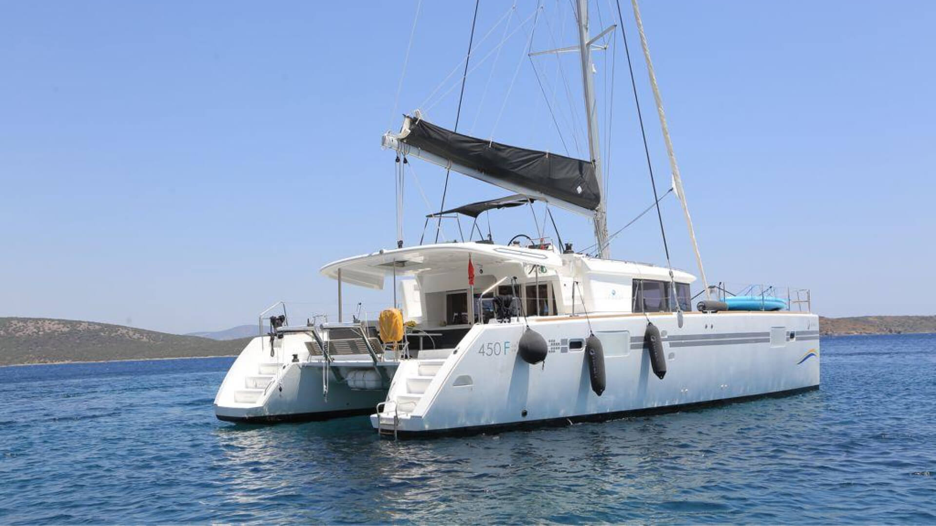 Lagoon 45 Katamaran ile Mavi yolculuk 4 Kabin 4 Duş