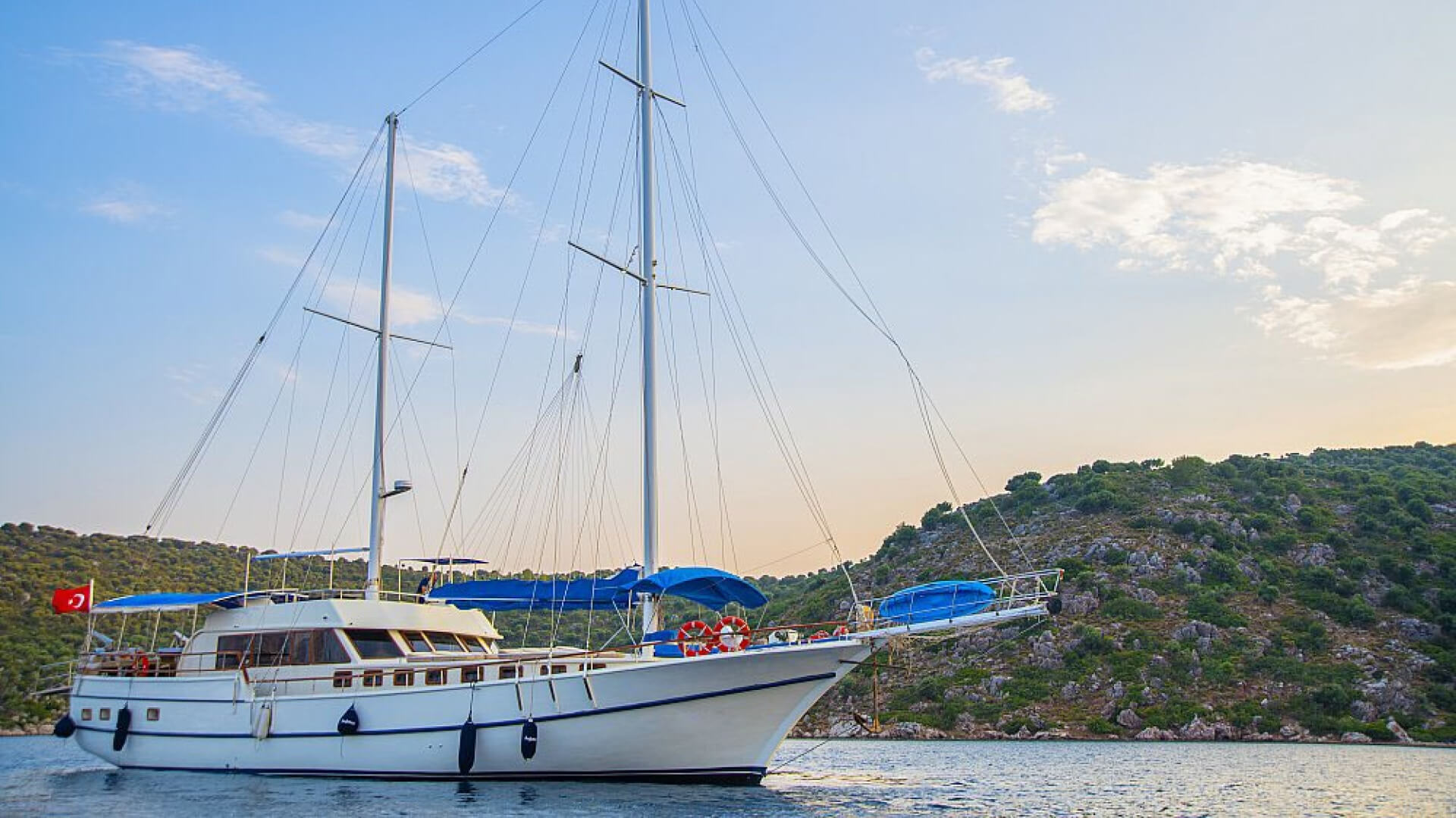 Lux Gulet Tekne Turu 7 Kabin 14 Kişilik