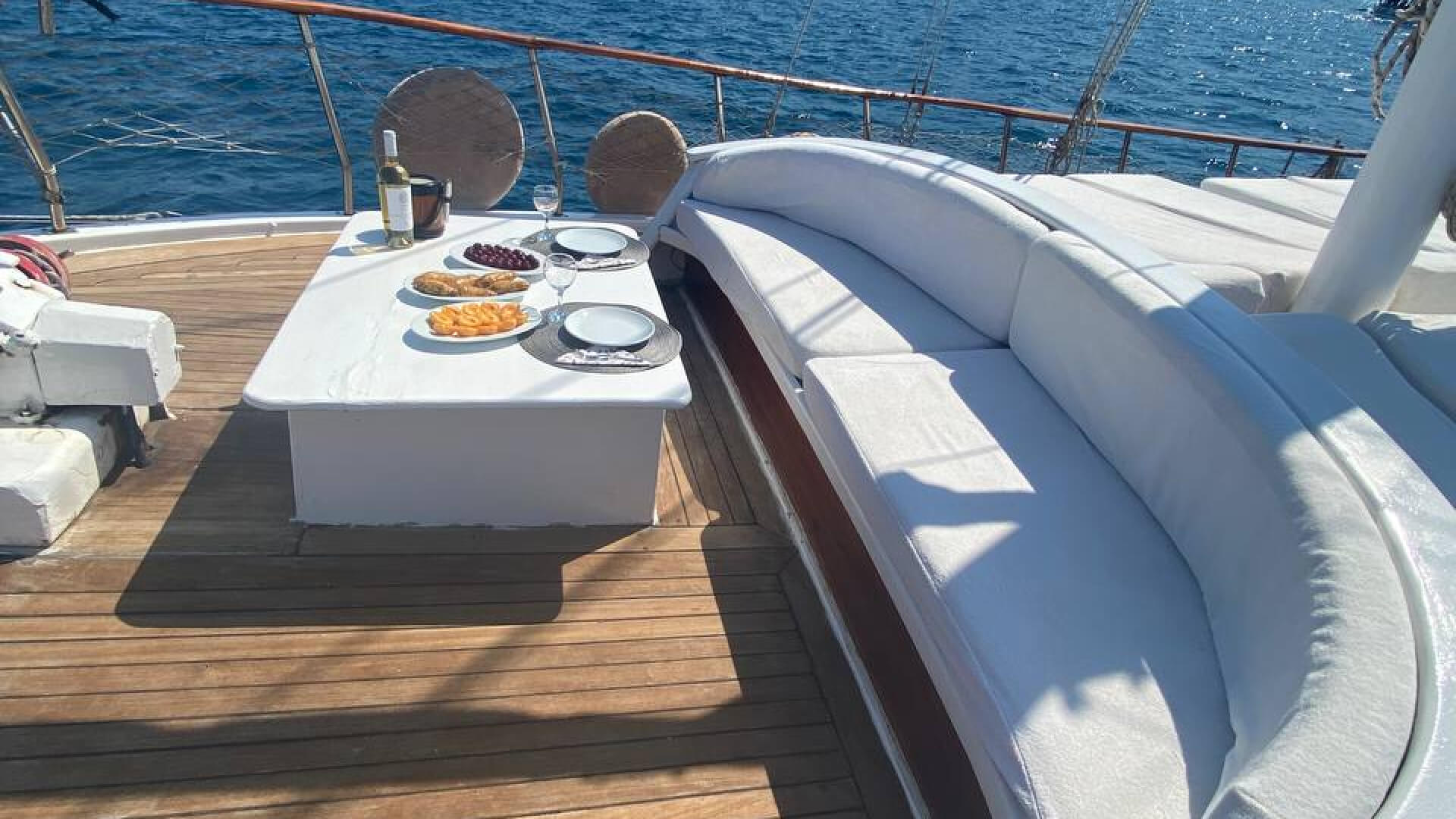 Lux Gulet Kiralama 5 Kabin 22 Metre