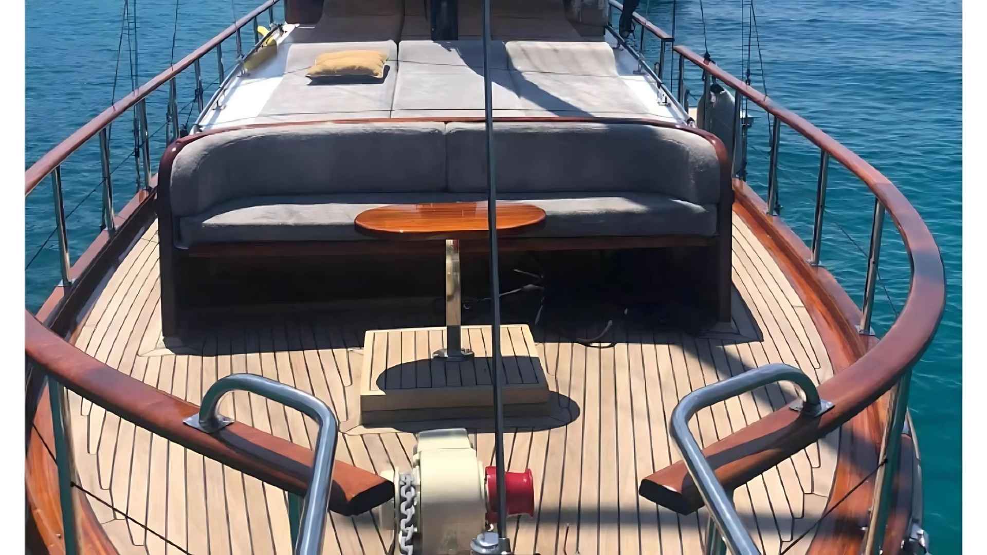 Konforlu ve Gösterişli Gulet ile Bodrum Tekne Turu