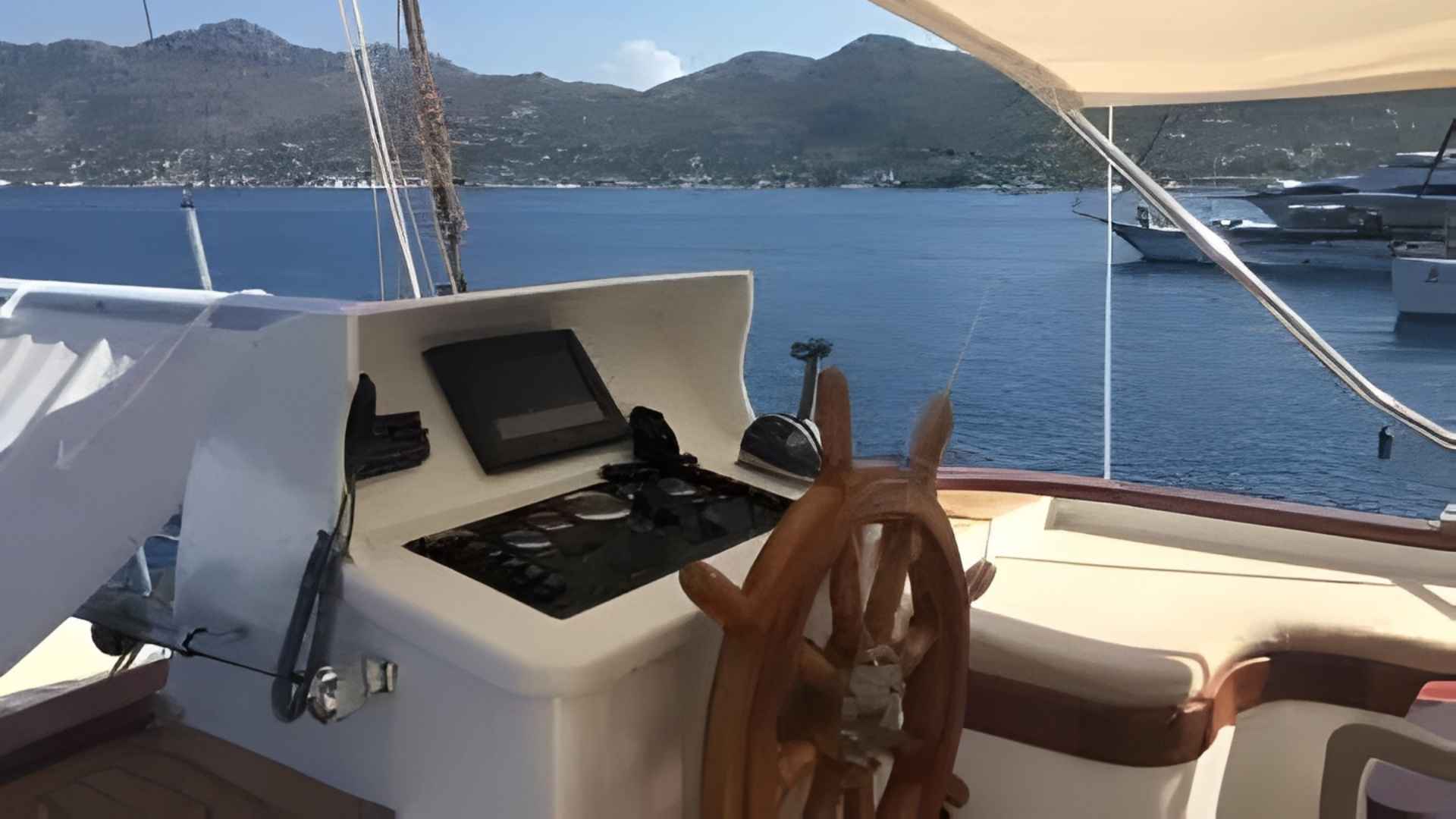 Bozburun’dan Mavi Yolculuk: 8 Kişilik Sıcacık Bir Gulet Tatili Sizi Bekliyor!