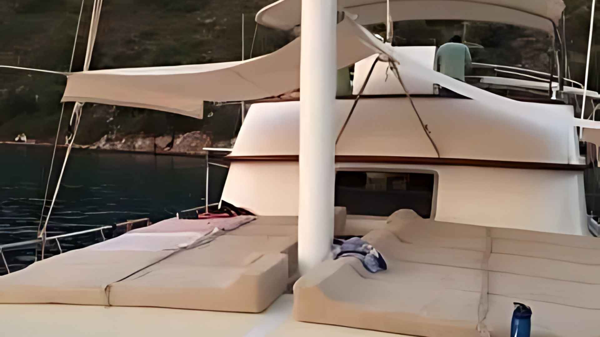 Bozburun’dan Mavi Yolculuk: 8 Kişilik Sıcacık Bir Gulet Tatili Sizi Bekliyor!